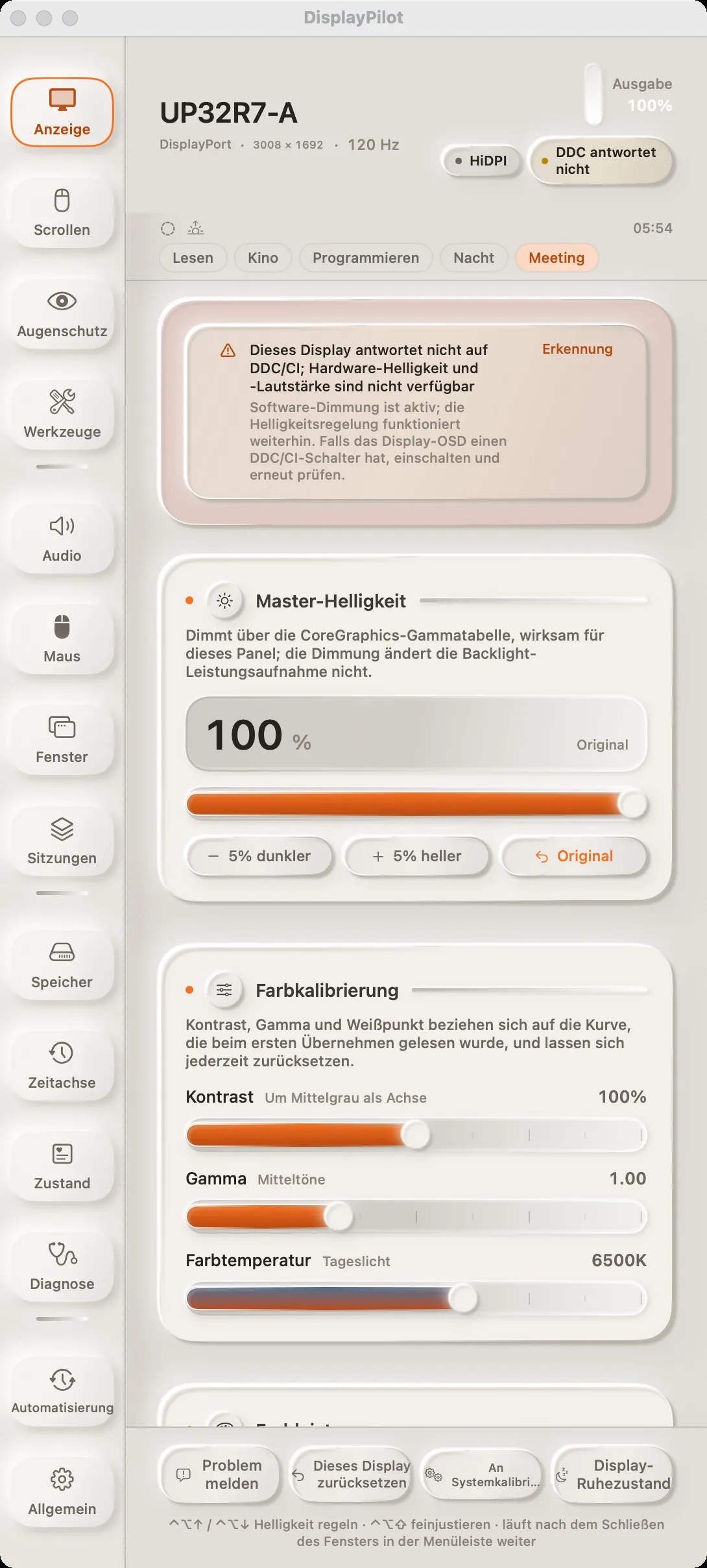 Die untere Hälfte des Panels „Anzeige“: die Regler für Kontrast, Gamma und Farbtemperatur der Farbkalibrierung sowie die aus dem EDID gelesene Farbraumabdeckung.