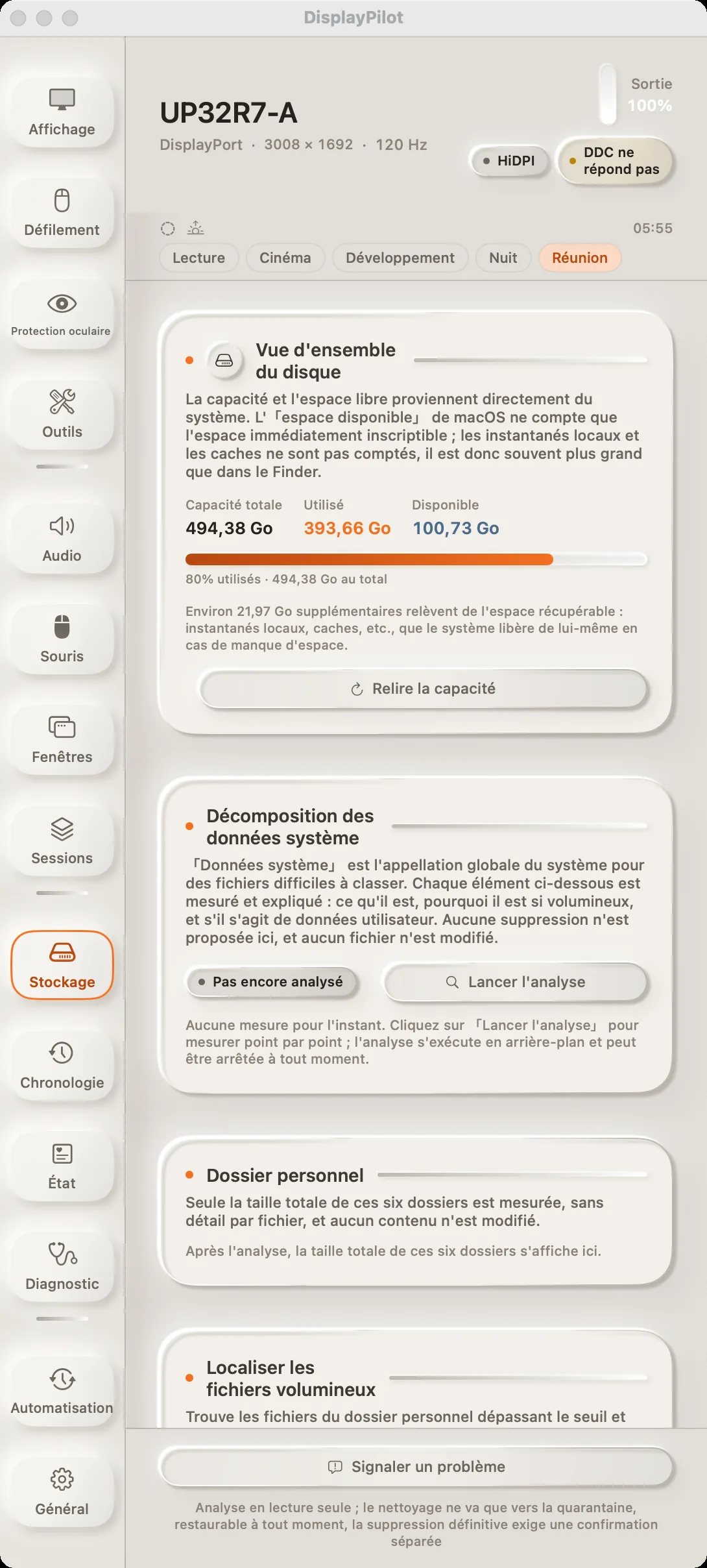 Le panneau « Stockage » : vue d’ensemble du disque, décomposition des données système, dossiers personnels, recherche des gros fichiers et éléments nettoyables — avec, en bas, la mention que l’analyse est en lecture seule et que le nettoyage ne fait que déplacer en quarantaine.